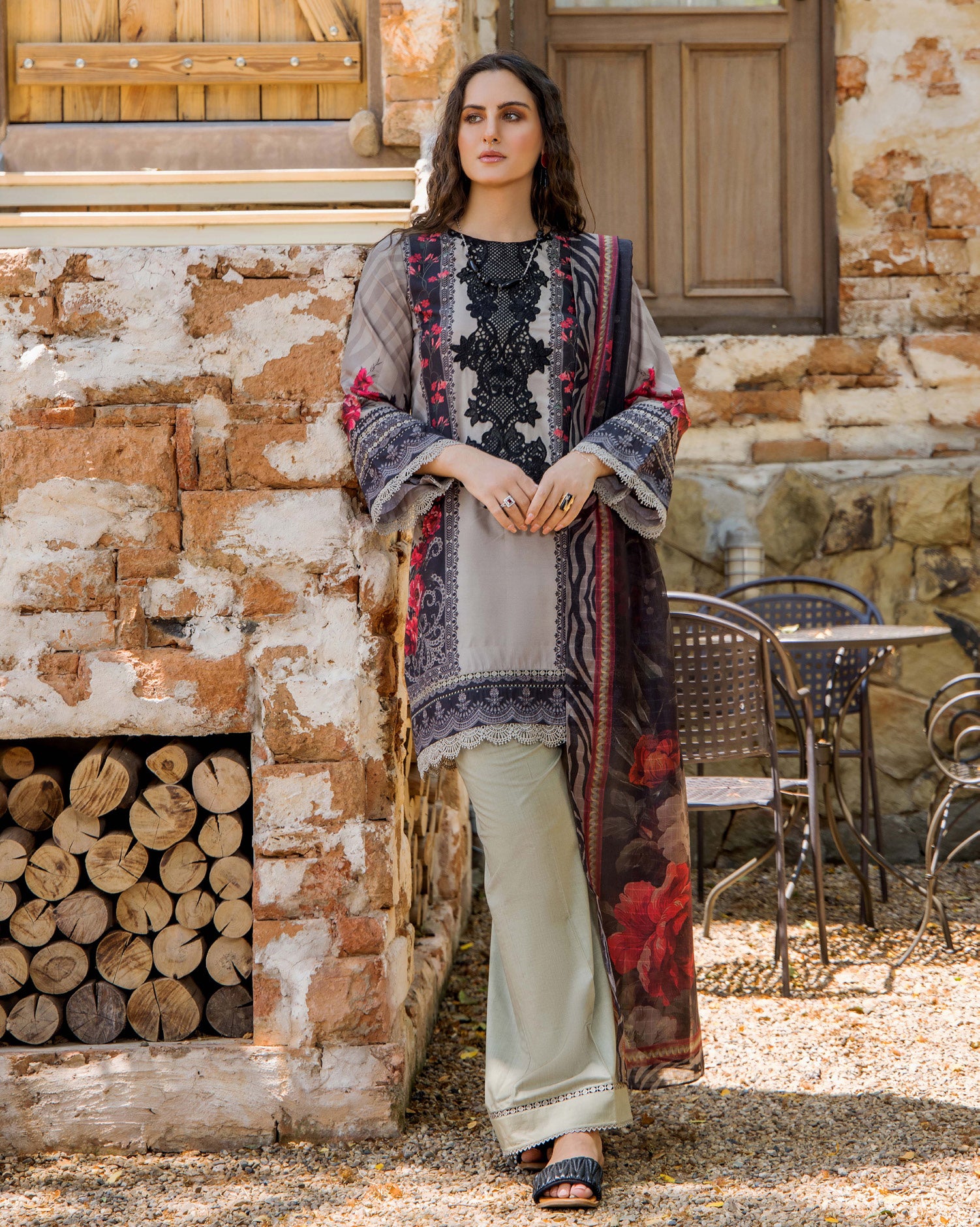 ADAN'S FLOURISH PRINT UNSTITCHED LAWN COLEECTION
