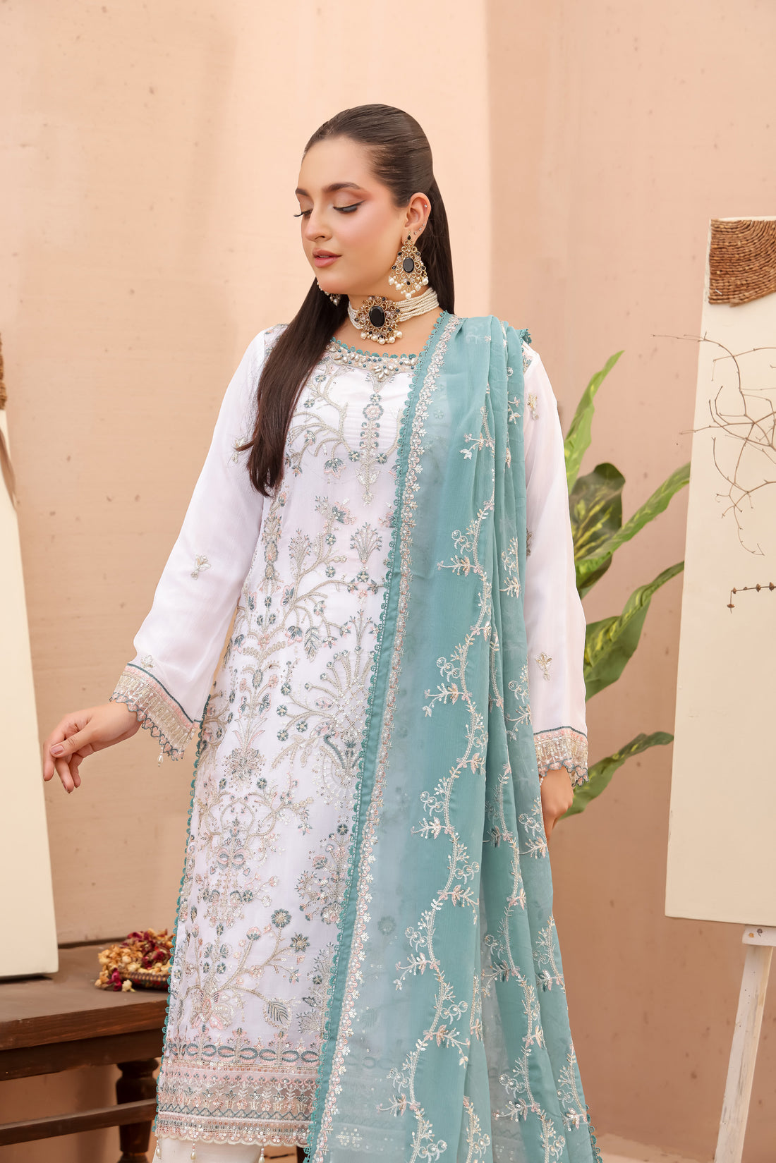LA BELLA BY BIN KHALEED White Contrast – Embroidered 3-Piece Collection
